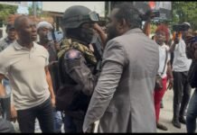 Liberté de manifestation bafouée à Pétion-Ville : Des avocats portent plainte contre le Maire